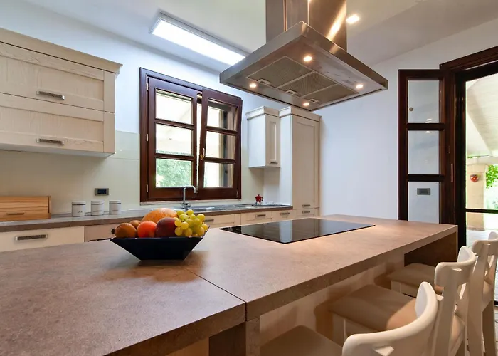 בית חווה Olive Garden House בורגאנייה
