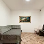 Olive Garden House مزرعة للإقامة