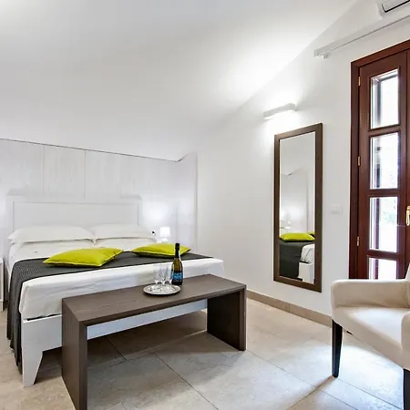 Olive Garden House *